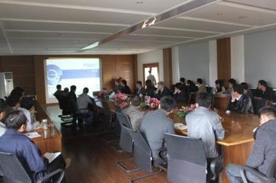 上海海徽陪同德国Goetze应用工程师前往某大客户处进行技术交流，深化合作与专业服务